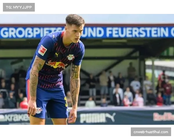 舍什科伤退，曼联锋线人员紧张