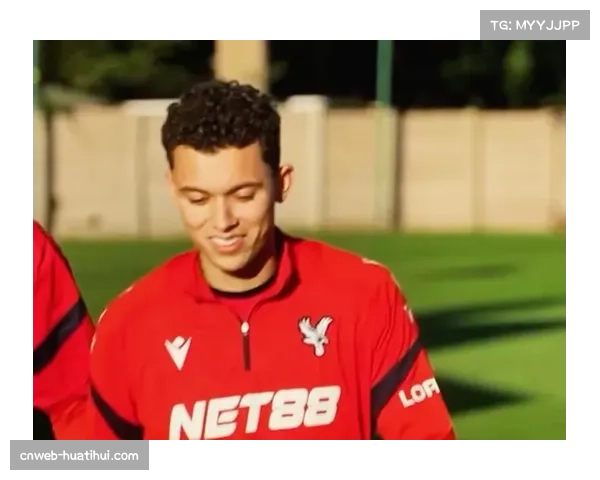 水晶宫创纪录签下热刺边锋布伦南-约翰逊